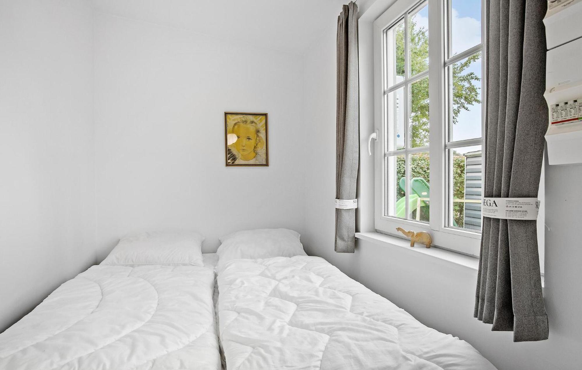 Beach Front Home In Sjolund With Kitchen Luaran gambar
